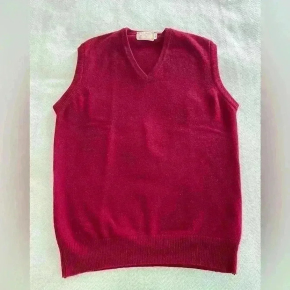 Vintage L.L. Bean Lambs wool Burgundy V-Neck Sweater Vest Size Large Tall USA - Picture 1 of 6